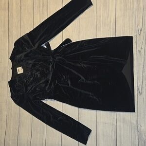 August Sky Long Sleeve Velvet Faux Wrap Mini Dress Black Size L NWT